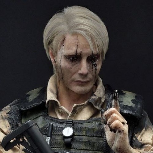 Clifford Unger Black Label Death Stranding 1/2 Statue by Prime 1 Studio